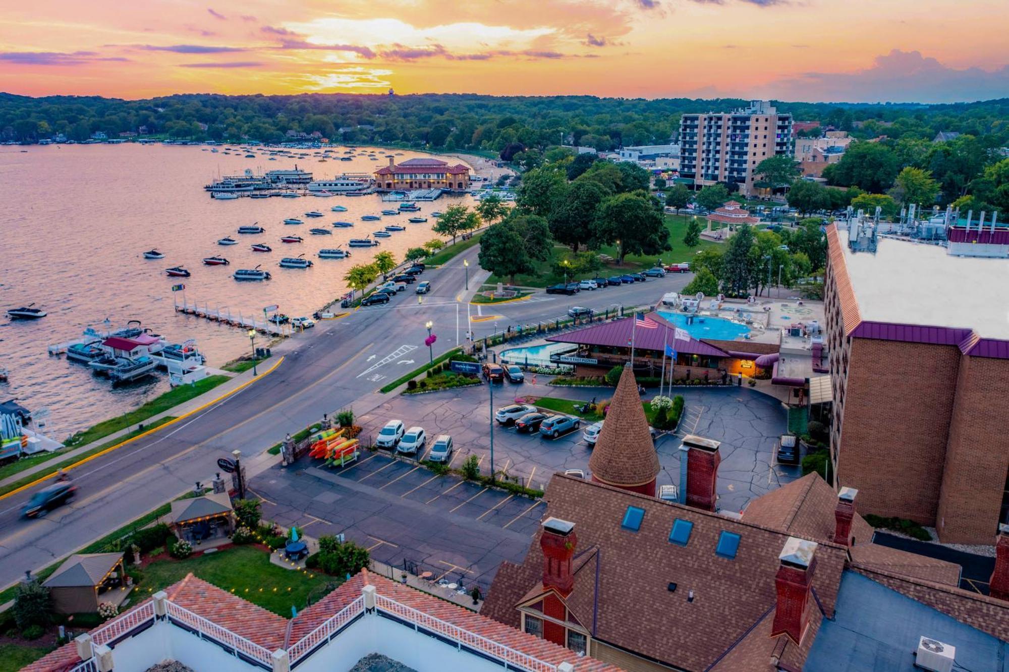 Harbor Shores On Лейк Дженива Экстерьер фото